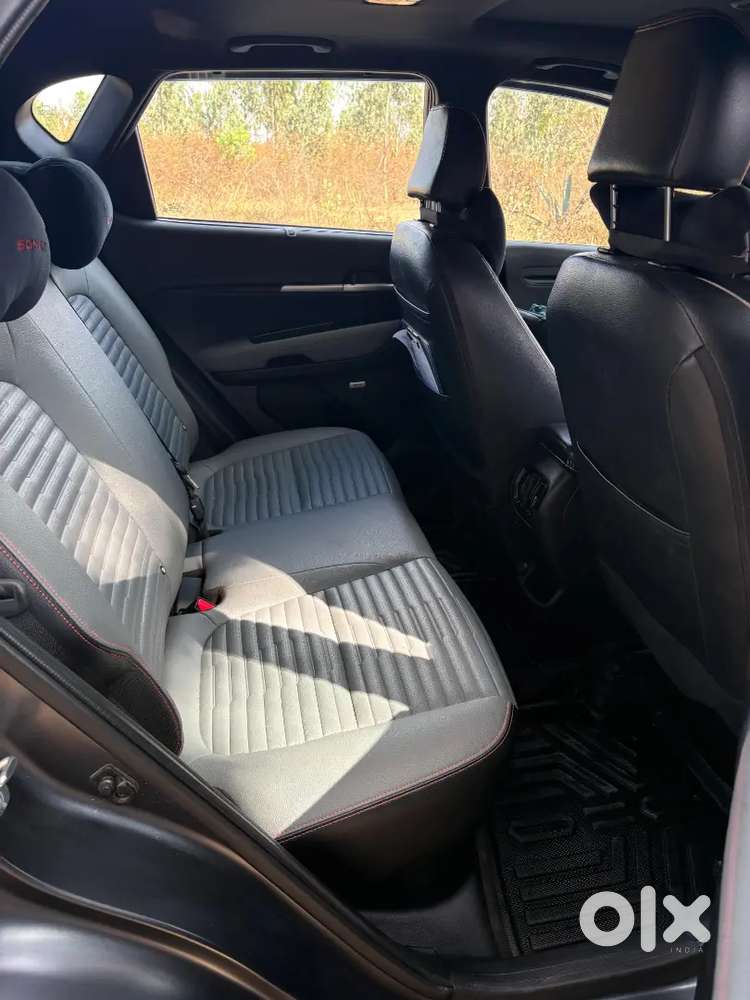 Kia Sonet 2023 Petrol Well Maintained