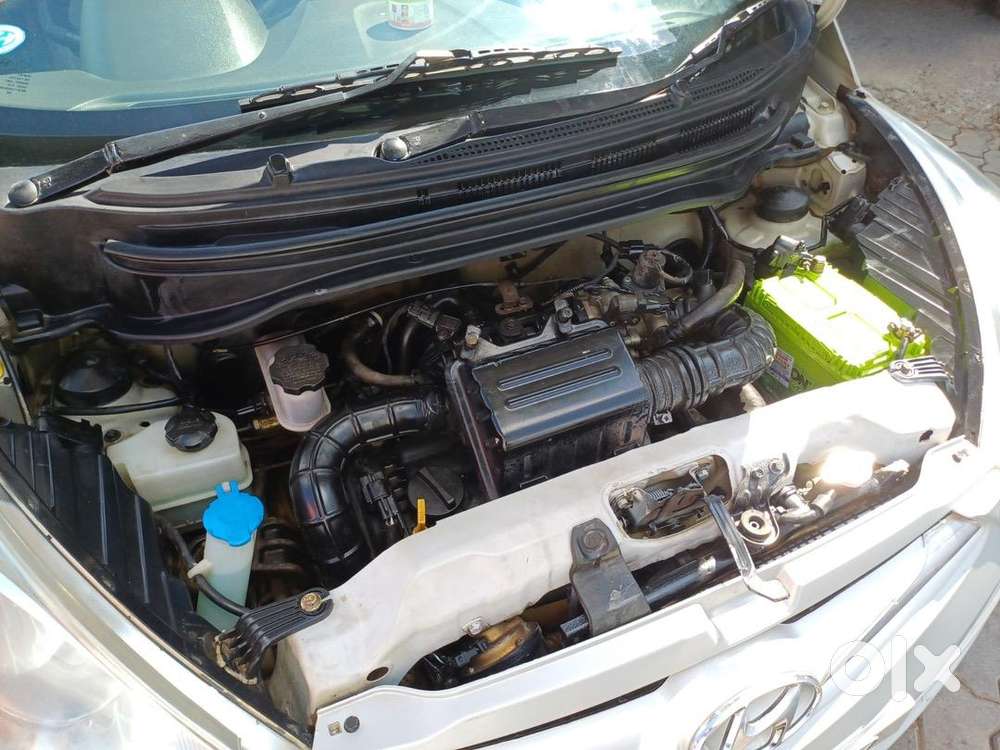 Hyundai Petrol Manual 2013