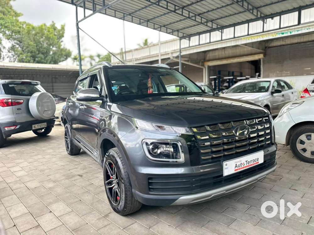 Hyundai Venue Sx 1.2 Mt Knight Edition, 2022, Petrol