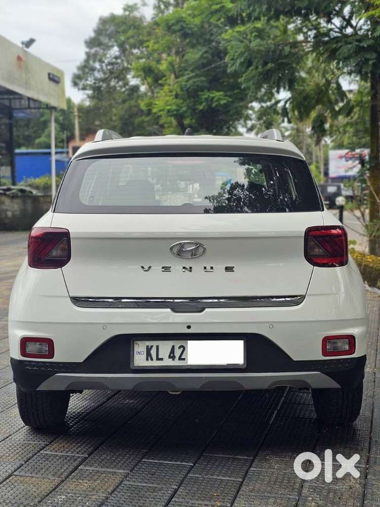 Hyundai Venue S 1.2 Petrol, 2021, Petrol
