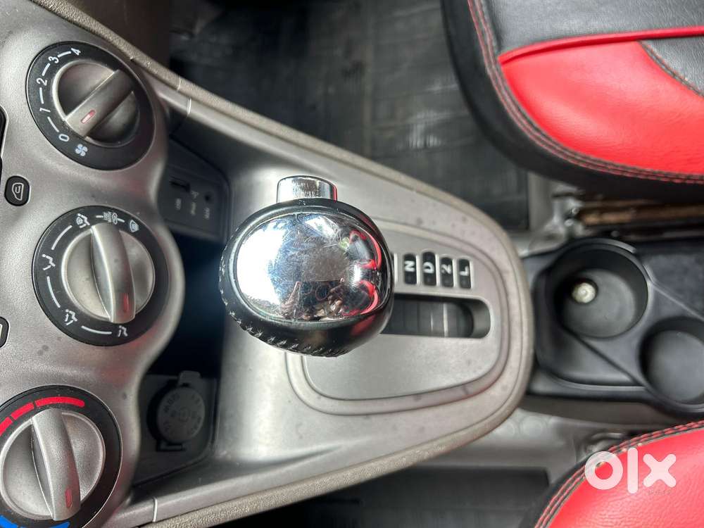 Hyundai I10 Sportz At, 2013, Petrol