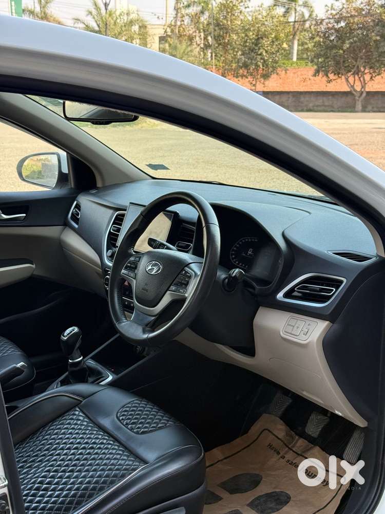 Hyundai Verna 1.5 Sx Diesel Mt, 2022, Diesel