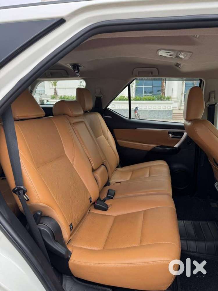 Toyota Fortuner [2021-ongoing] 2.8 2wd Diesel At, 2021, Diesel