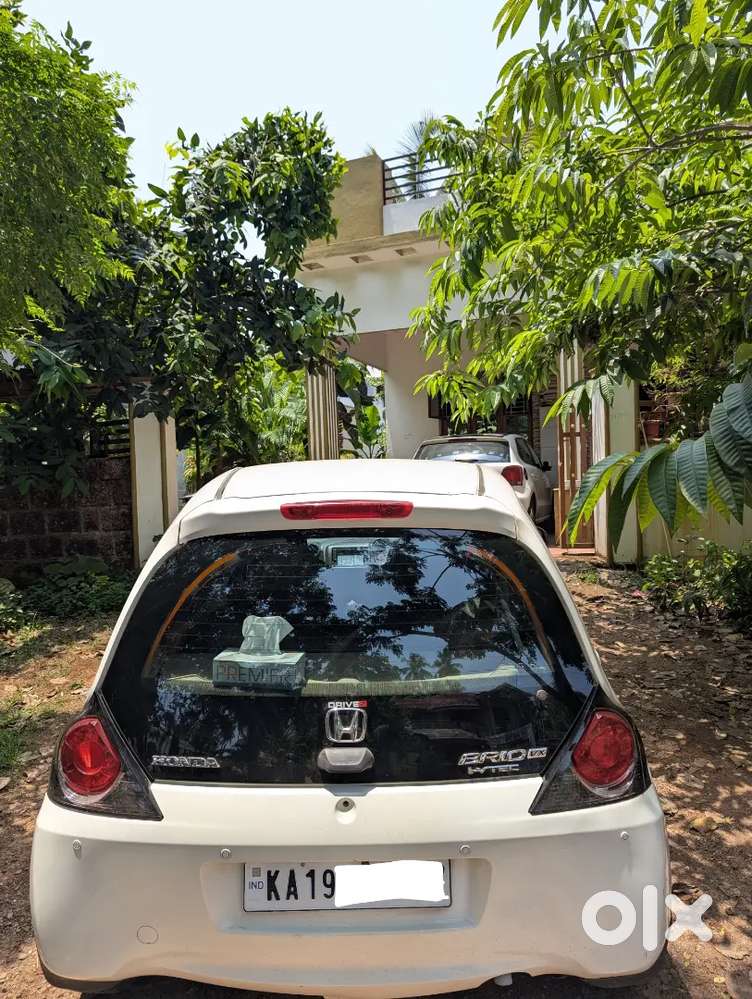 Honda Brio 2015 Petrol Well Maintained