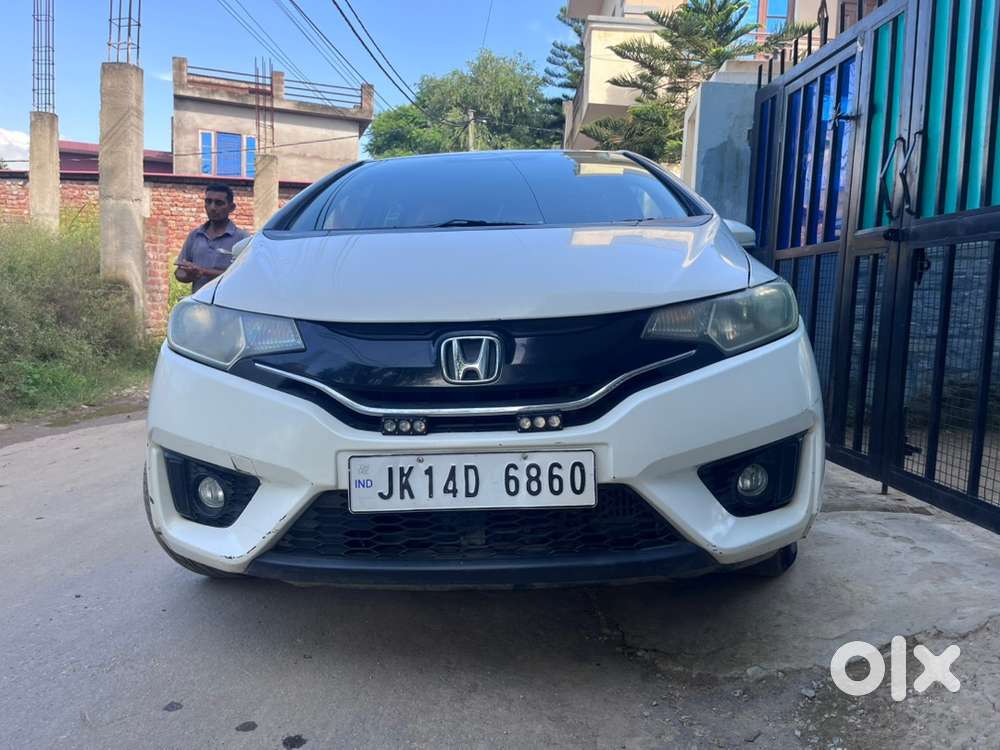 Honda Jazz 2016 Diesel Well Maintained