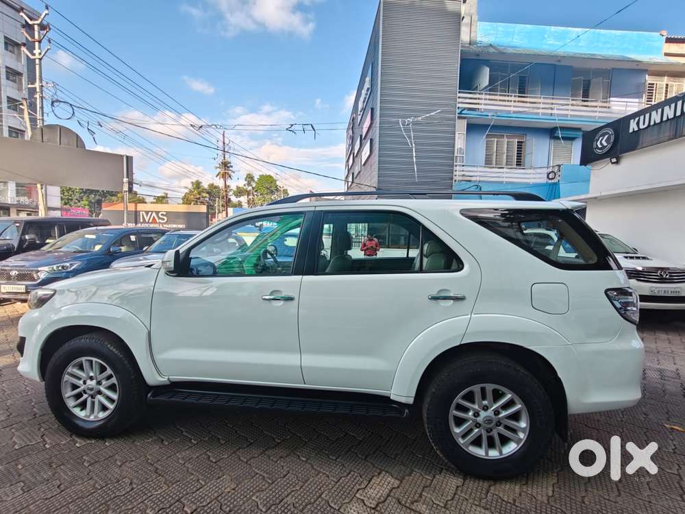 Toyota Fortuner 3.0 4x2 Automatic, 2012, Diesel