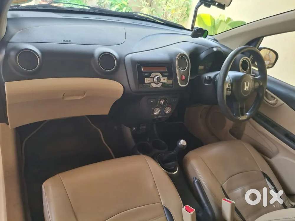 Honda Mobilio V I-vtec 2014 Year Car