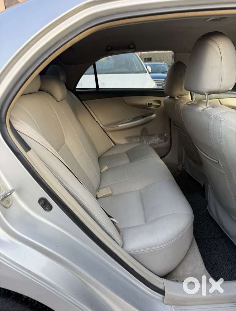 Toyota Corolla Altis 1.8 J, 2012, Cng & Hybrids