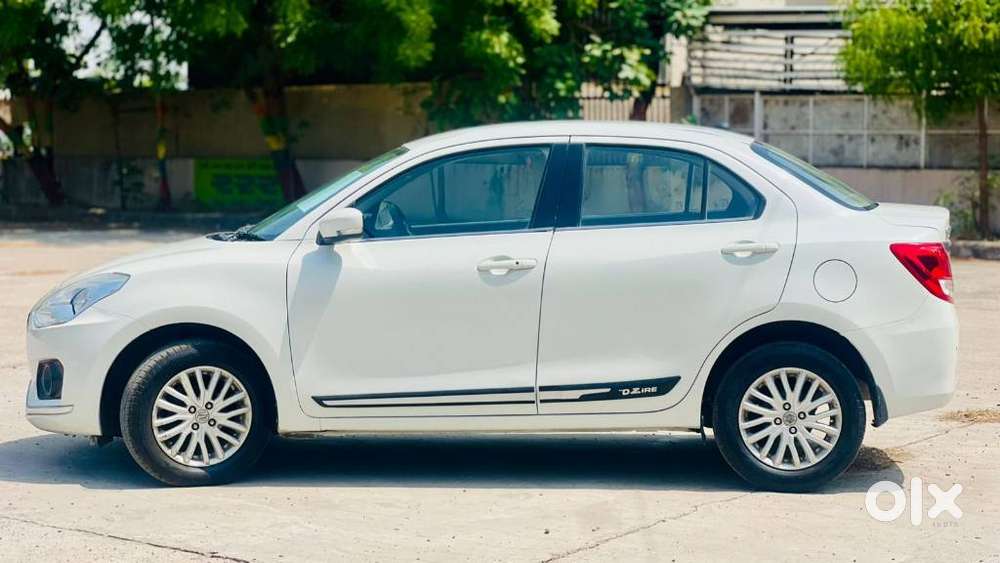 Maruti Suzuki Dzire 1.2 Zxi, 2017, Petrol