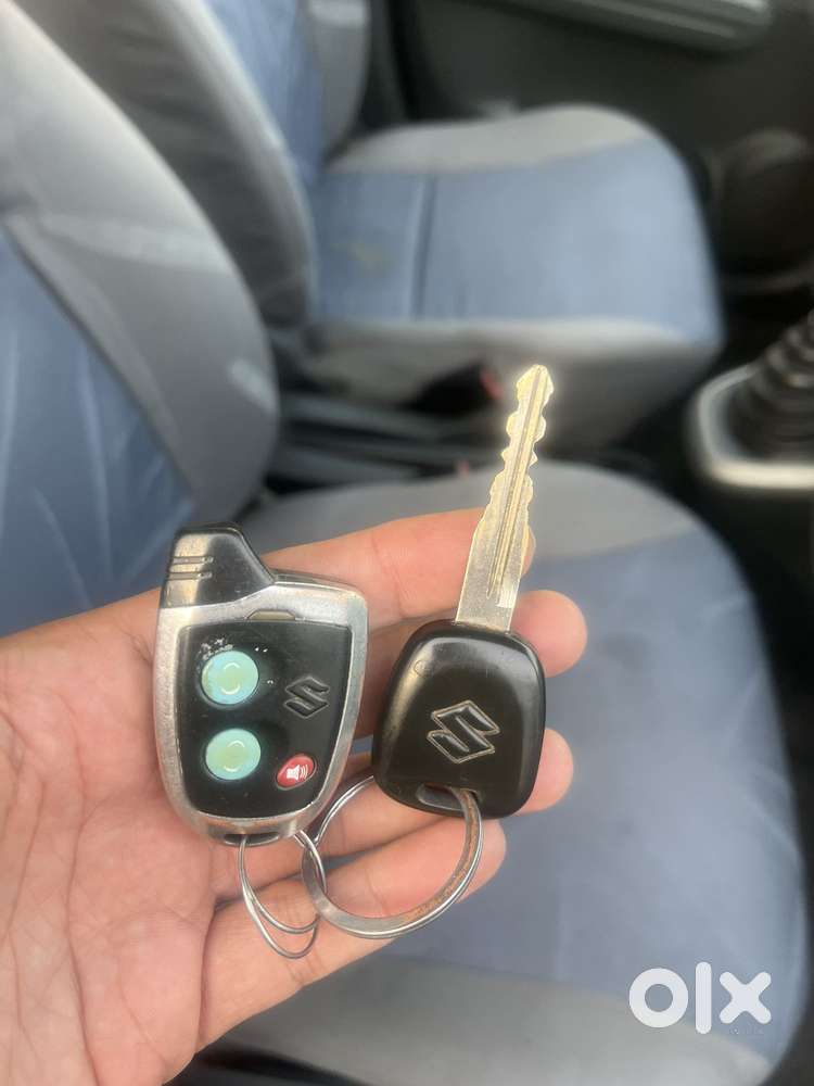 Maruti Suzuki Ritz Vxi, 2011, Petrol