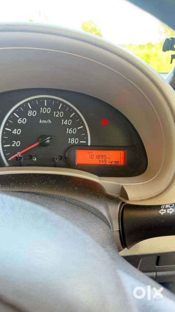 Nissan Micra Active 2015 Model