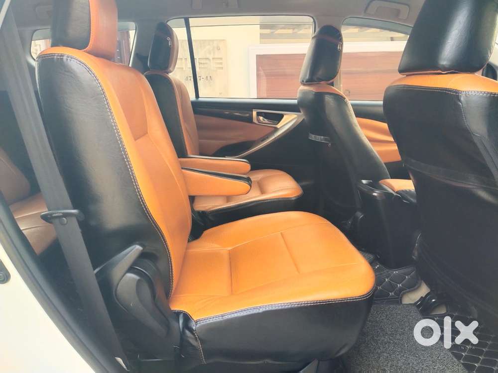 Toyota Innova Crysta 2.8 Gx Automatic 7 Str, 2017, Diesel