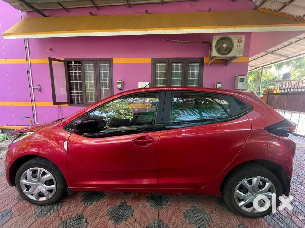 Tata Altroz 2022 Petrol Well Maintained