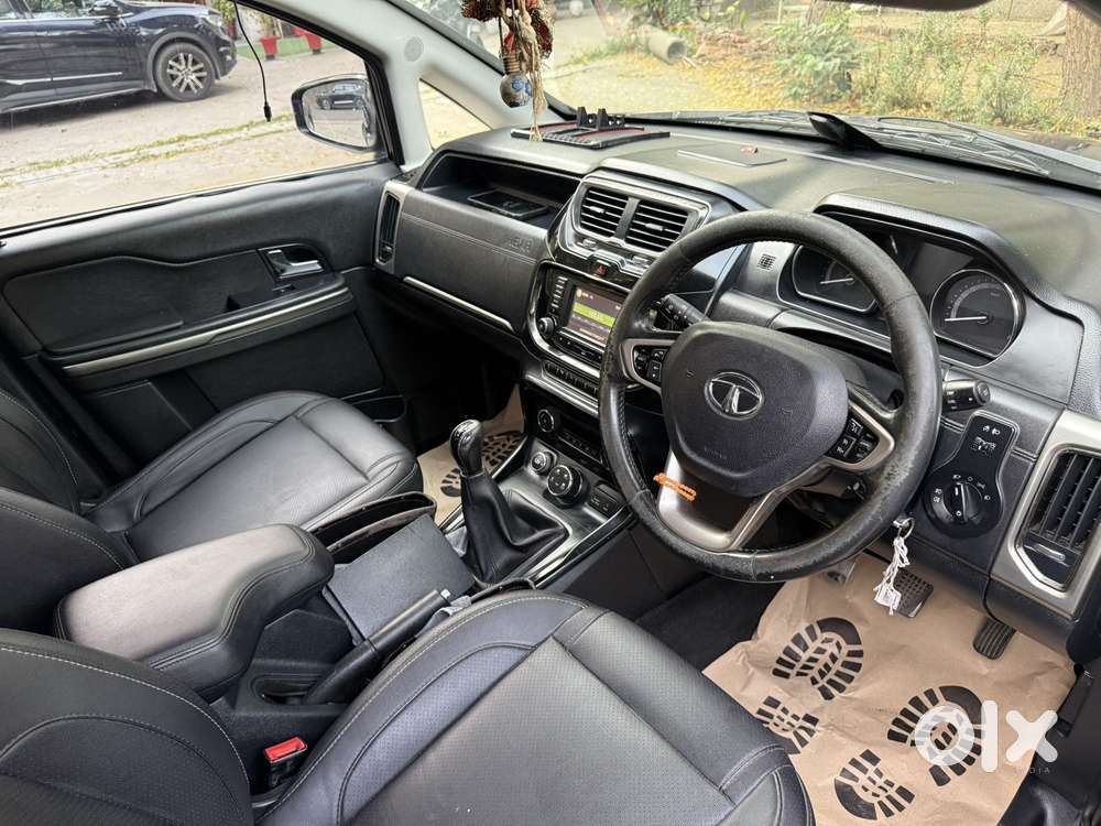 Tata Hexa 2.2 Xt 4x2 7 Str, 2017, Diesel