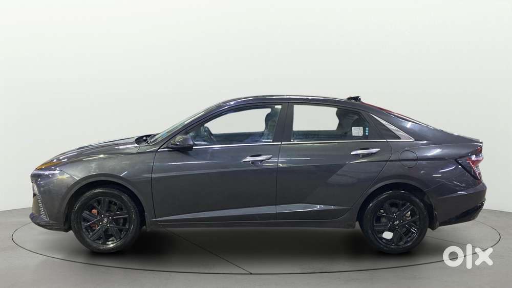 Hyundai Verna 1.5 Sx (o) Petrol Mt, 2023, Petrol