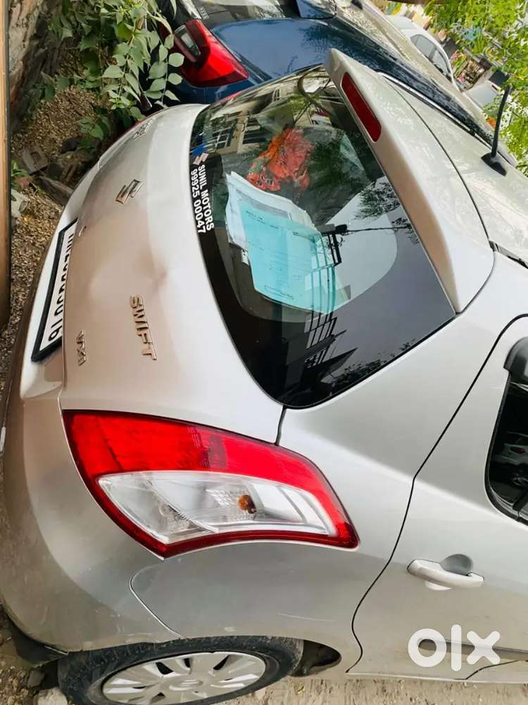 Maruti Suzuki Swift 2012