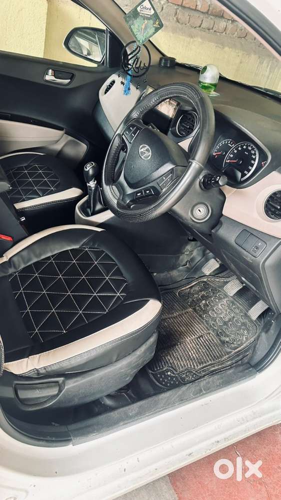Hyundai Grand I10 Petrol Manual 2015