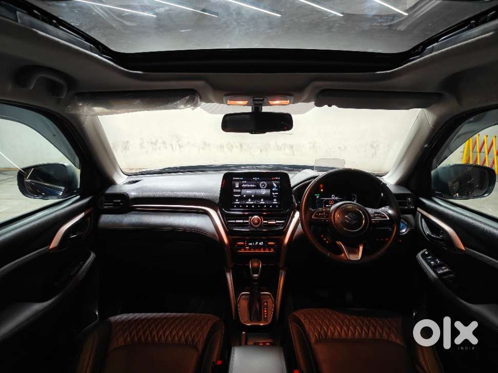 Maruti Suzuki Grand Vitara 1.5 Alpha Plus Intelligent Hybrid Ecvt, 2..