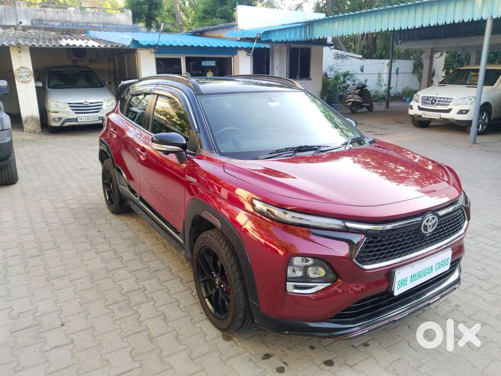 Toyota Urban Cruiser Taisor V 1.0 Petrol At Dual Tone, 2024, Petrol