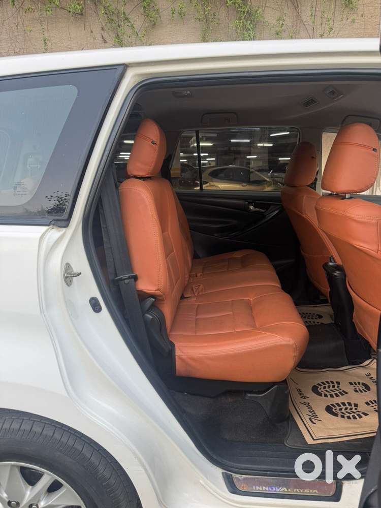 Toyota Innova Crysta 2.8 Gx At, 2017, Diesel