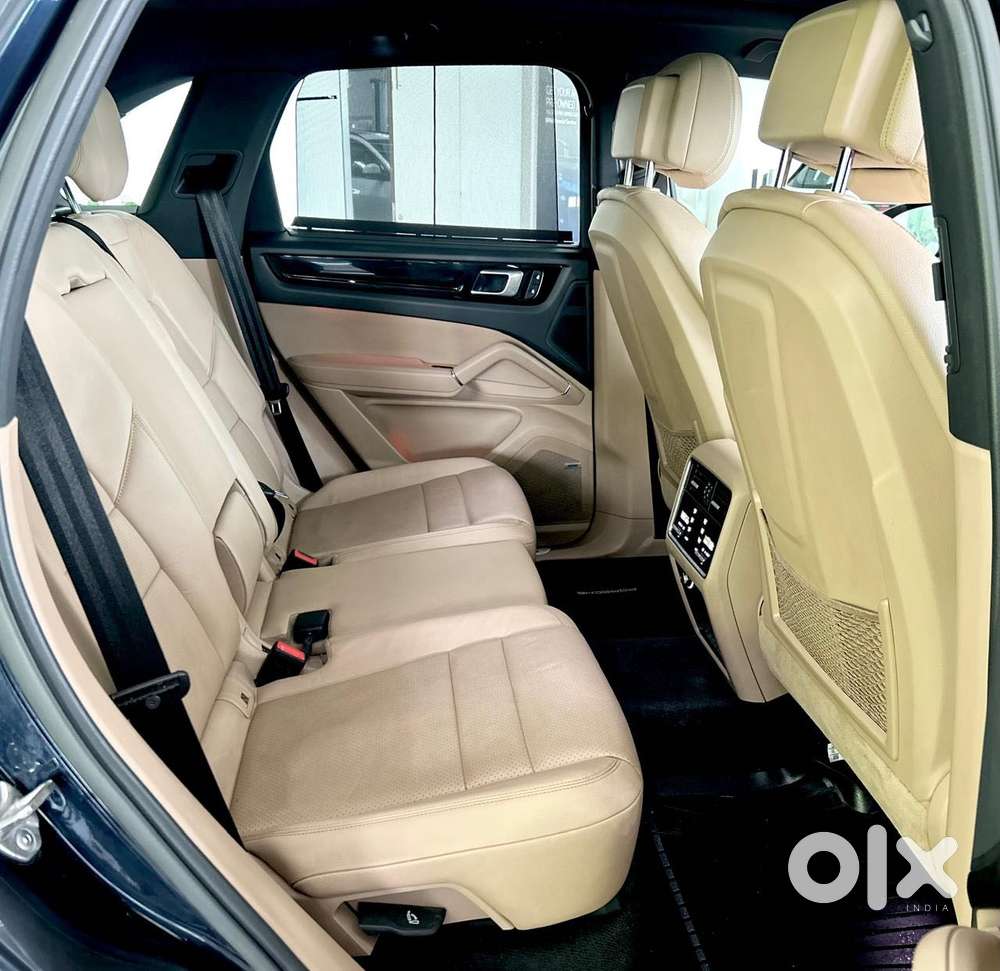 Porsche Cayenne S, 2022, Petrol