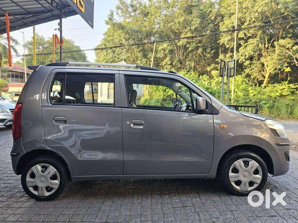 Maruti Suzuki Wagon R 1.0 Vxi (o) Amt [2013 - 2019], 2017, Petrol