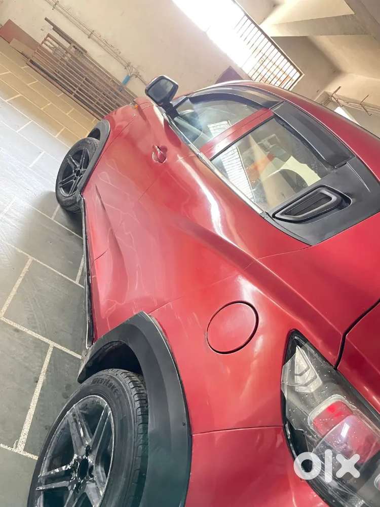 Mahindra Kuv 100 2018