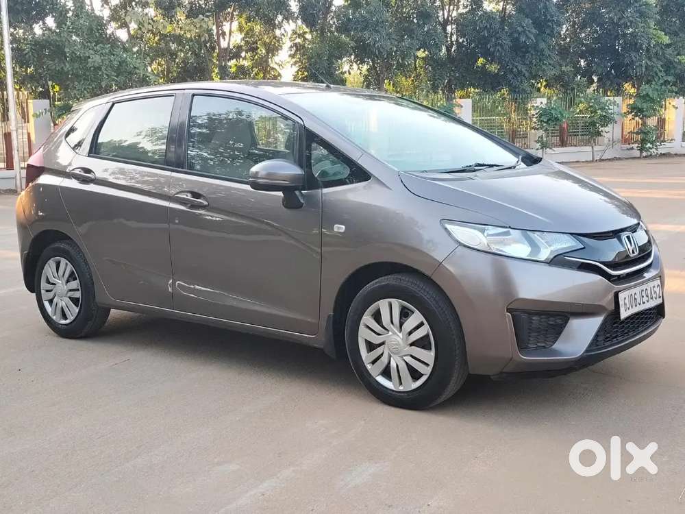 Honda Jazz 2015 Petrol 77000 Km Driven