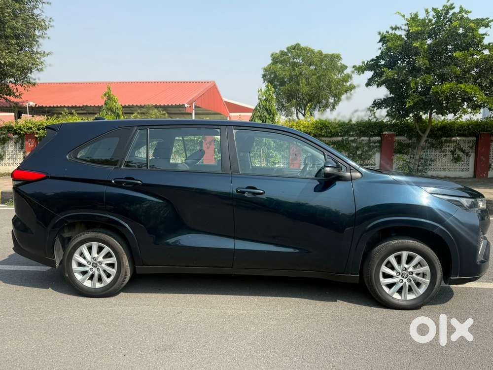 Toyota Innova Hycross 2.0 Gx 7 Str, 2024, Petrol