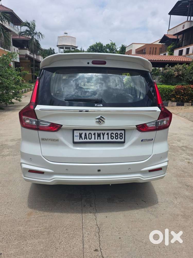 Maruti Suzuki Ertiga 1.5 Zxi Plus Shvs, 2022, Petrol