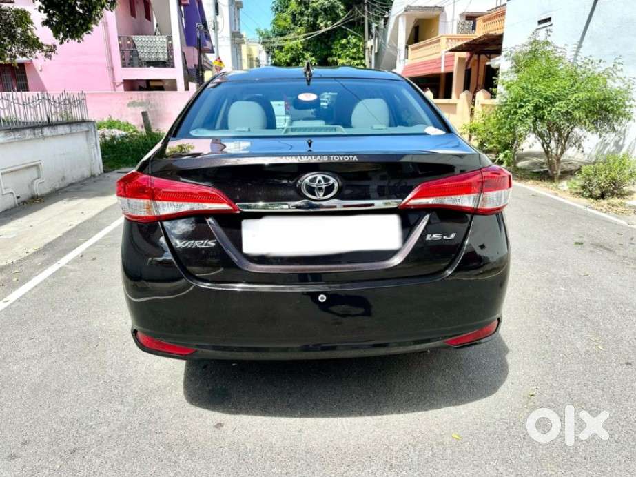 Toyota Yaris J Cvt, 2018, Petrol