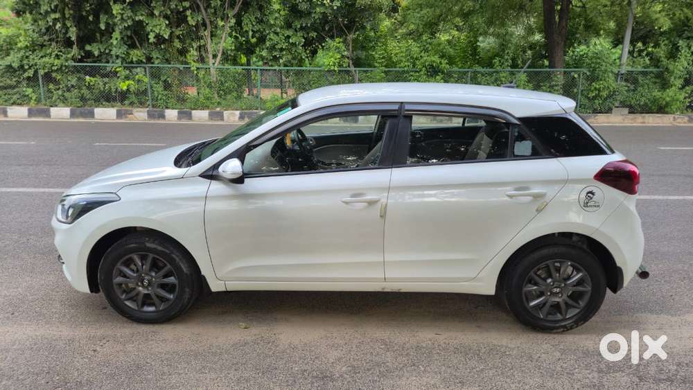 Hyundai I20 Sportz 1.2 Mt, 2020, Petrol