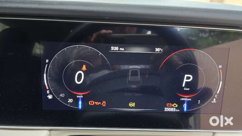 Mahindra Xuv700 Diesel Ax5 At 2024