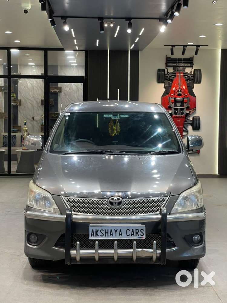 Toyota Innova 2.5 G (diesel) 7 Seater, 2012, Diesel