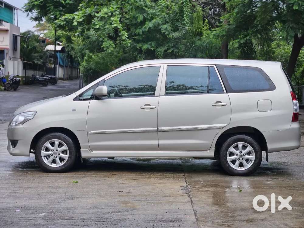 Toyota Innova 2.5 G 2012