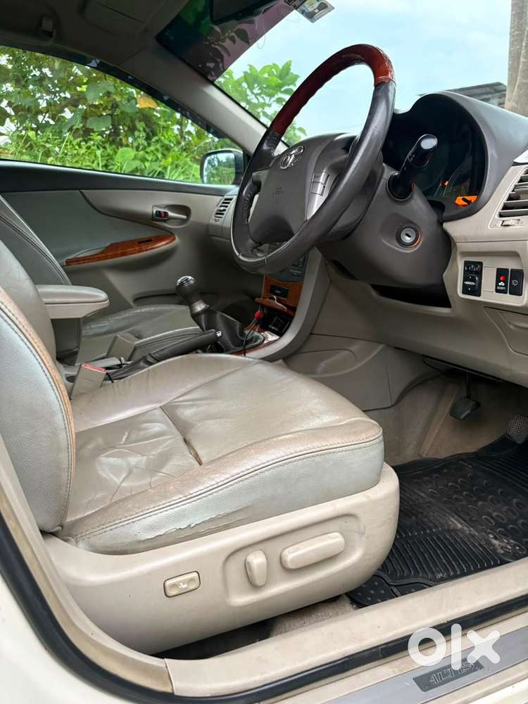 Toyota Corolla Altis 2009 Petrol