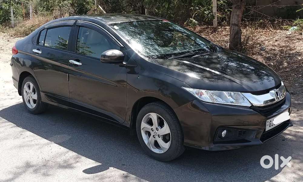 Honda City 2016 Petrol- Well Maintained- Only 7500 Kms Driven
