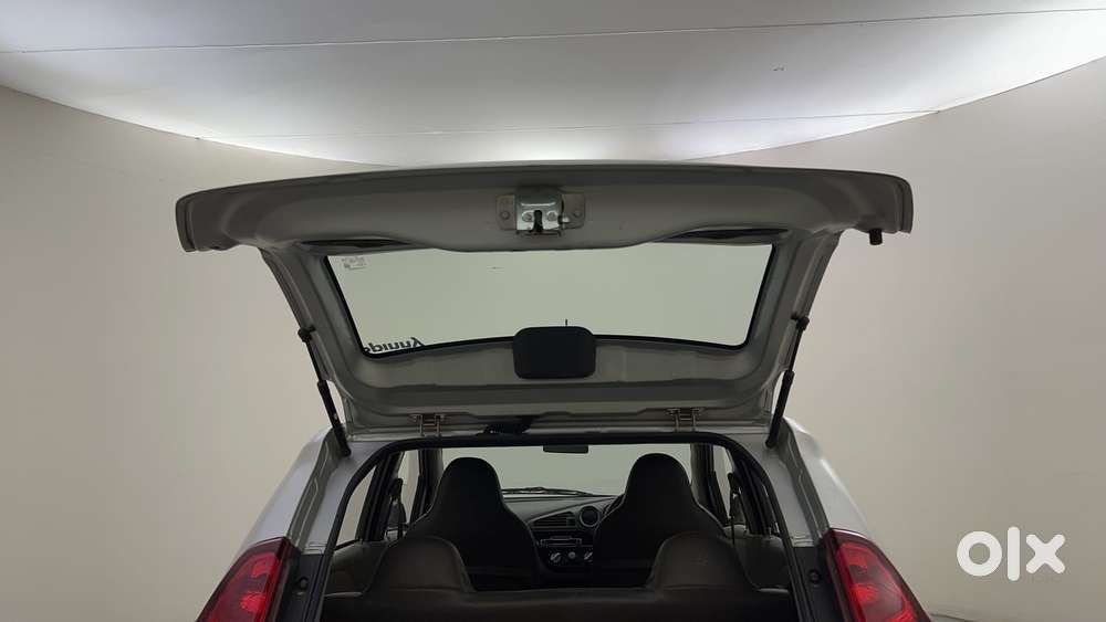 Datsun Redigo T Option, 2016, Petrol