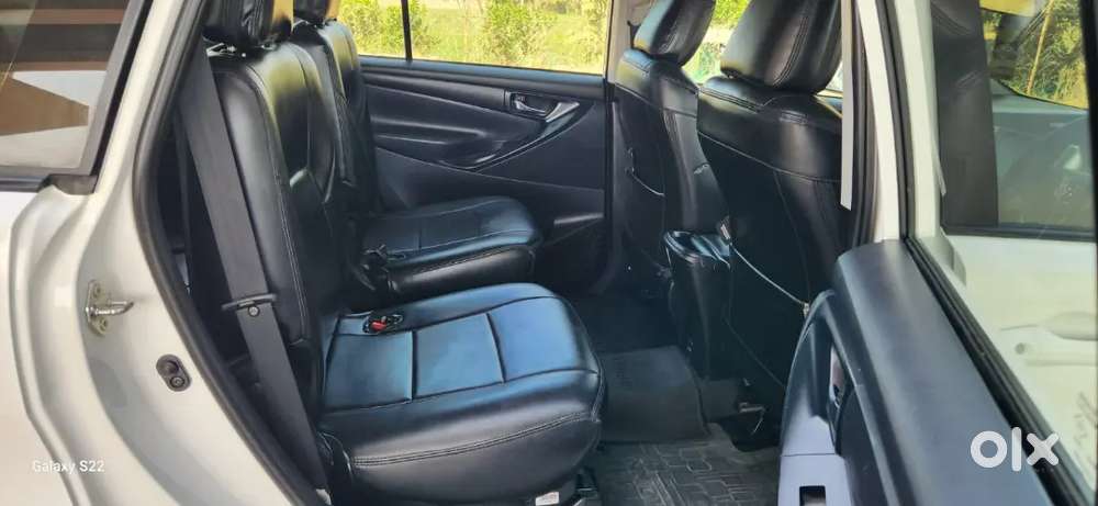 Gx Plus 7 Seater કેપ્ટન Ceat