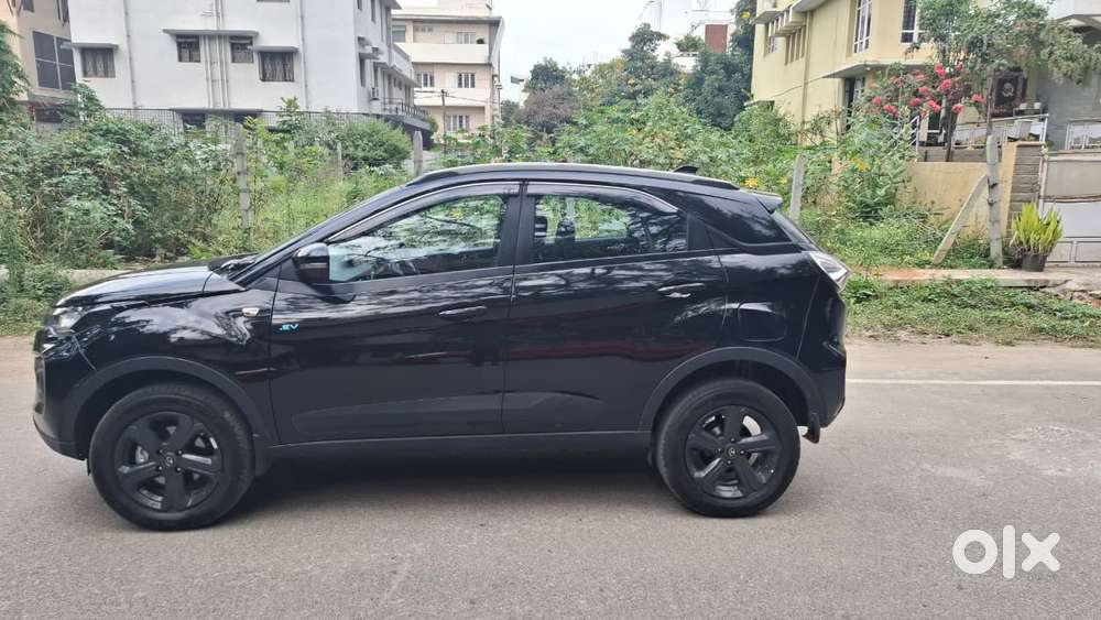 Tata Nexon Ev Xz Plus Lux Dark Edition, 2022, Electric