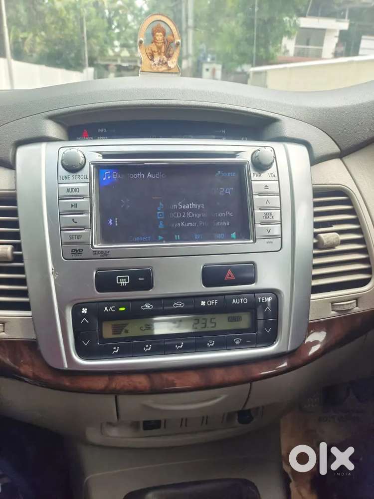 Innova V 2013