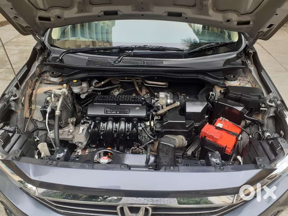 Honda Amaze 2nd Gen Vx, 2022, Petrol