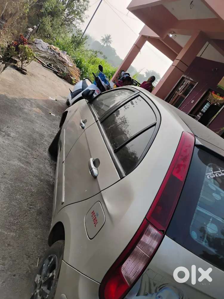 Tata Indica Vista 2010 Petrol Well Maintained
