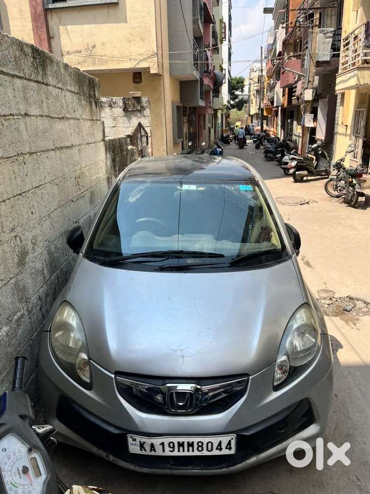 Honda Brio 2013 Petrol Well Maintained