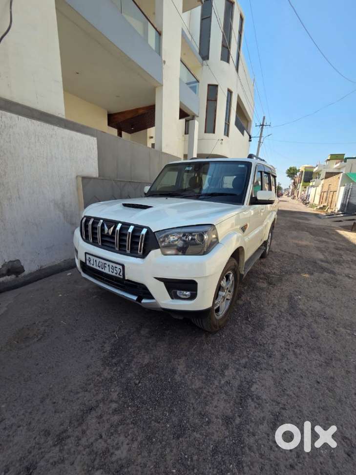 Mahindra Scorpio Classic, 2017, Diesel