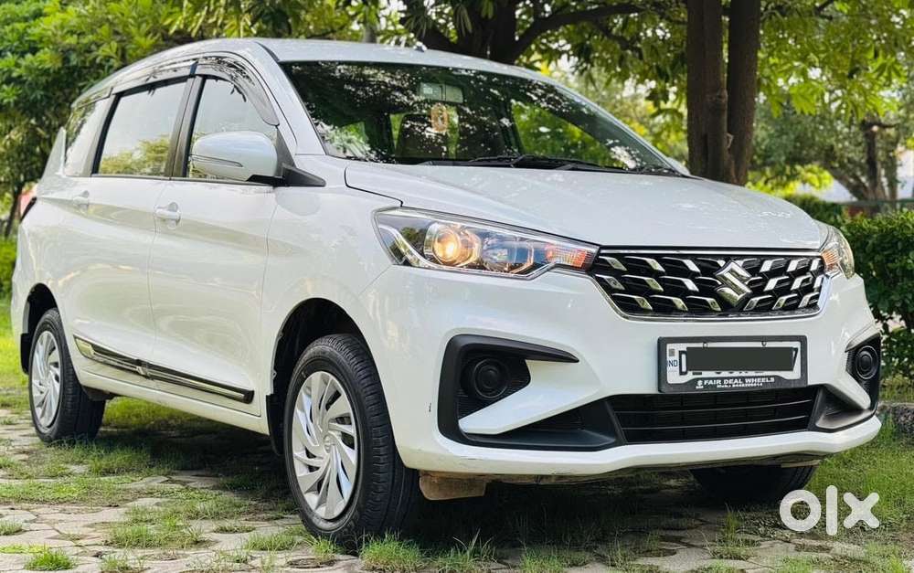Maruti Suzuki Ertiga 1.4 Vxi Cng Anniversary Edition, 2024, Cng & Hy..