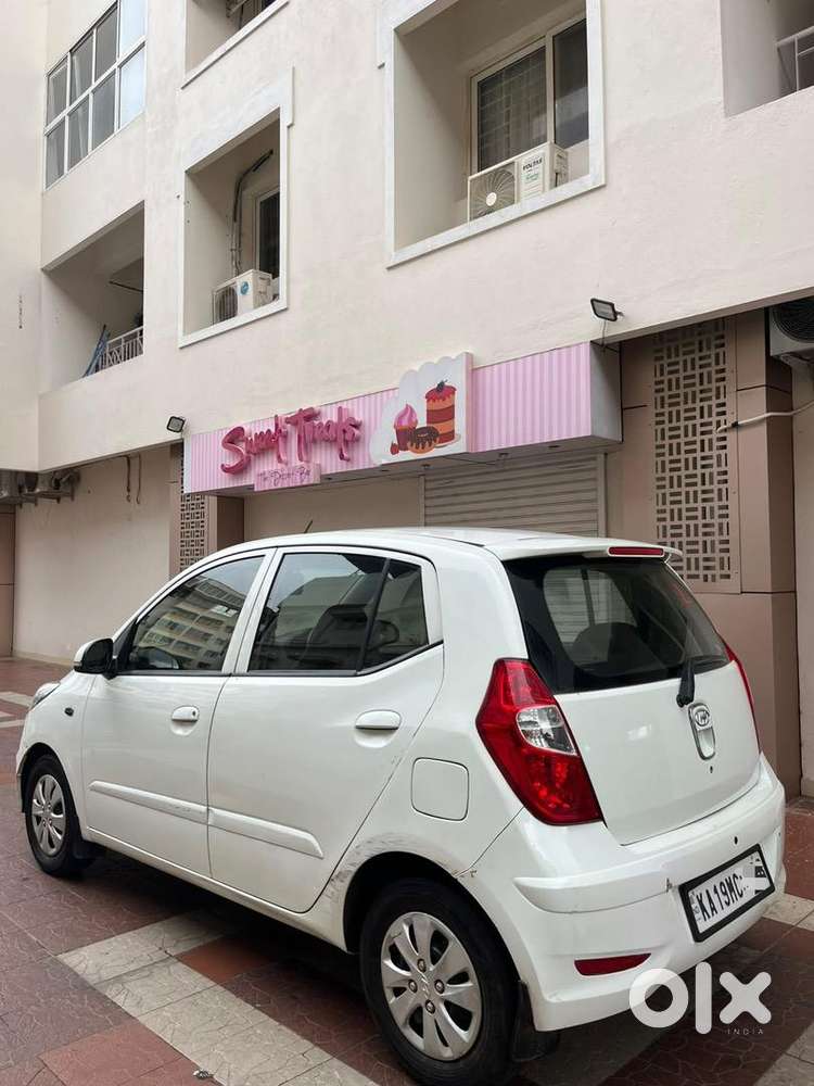 Hyundai I10 Sportz 2012