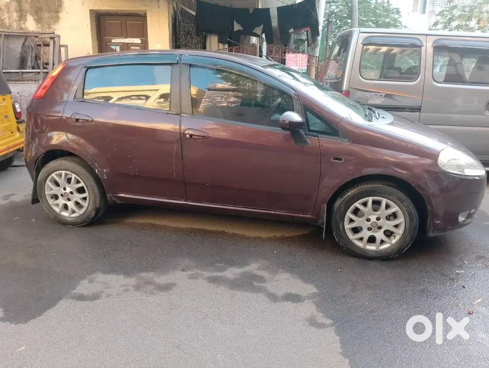 Fiat Grande Punto 2012 Diesel 98000 Km Driven
