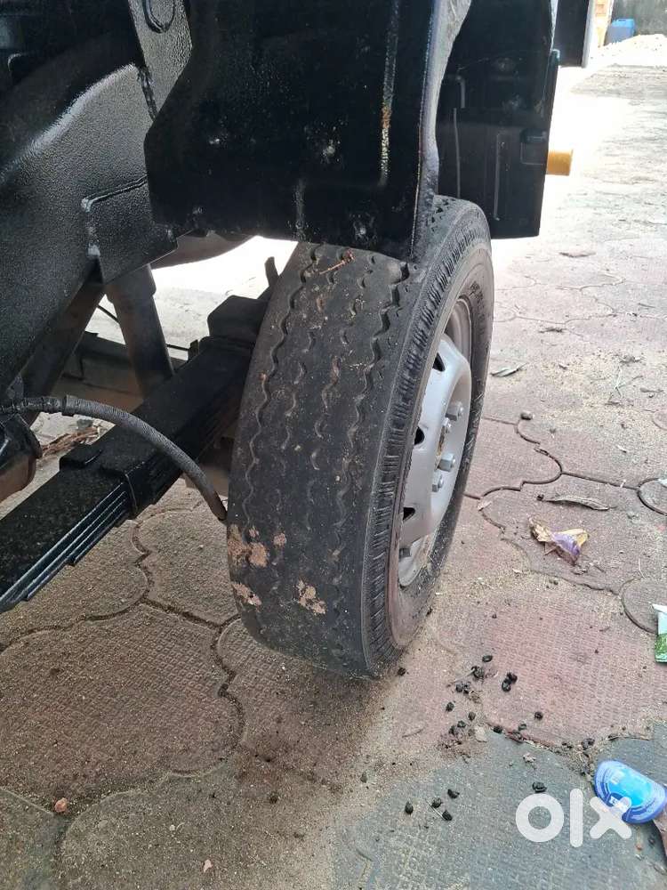Mahindra Supro Zx 8 2023