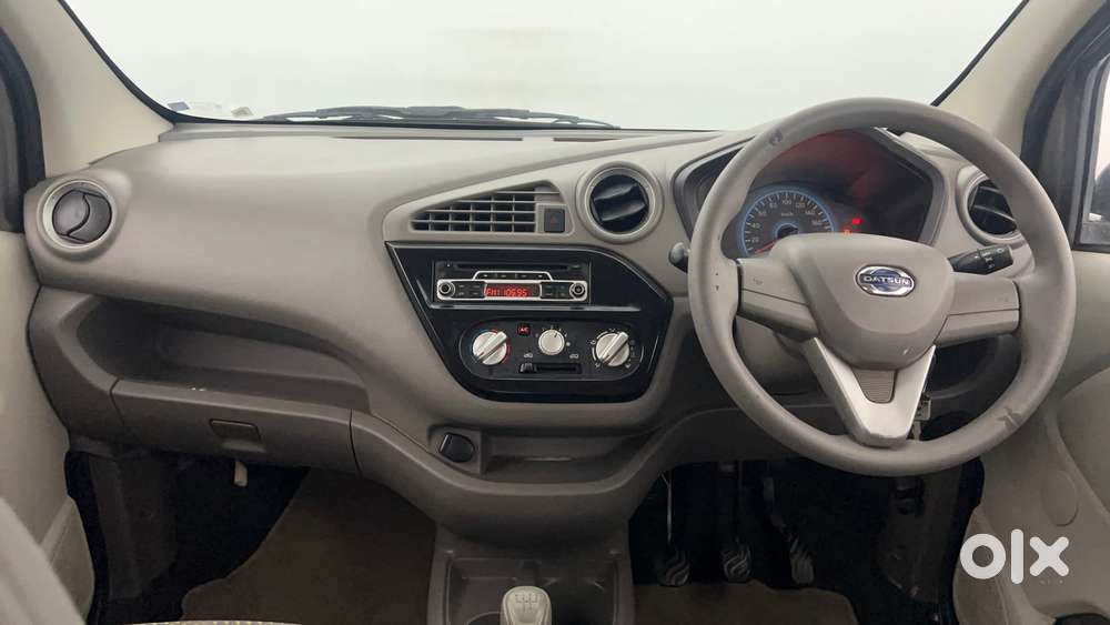 Datsun Redigo T Option, 2016, Petrol